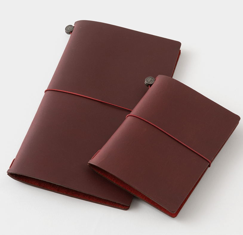 Traveler's Company Japan Notebook Regular TRAVELER'S NOTEBOOK: LOVE AND TRIP Notebook