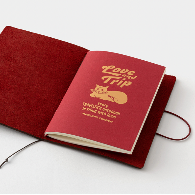 Traveler&#39;s Company Japan Notebook Passport TRAVELER&#39;S NOTEBOOK: LOVE AND TRIP Refills