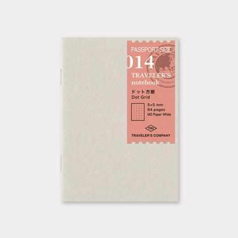 Traveler&#39;s Company Japan Midori Traveler&#39;s Notebook Refills 014 Traveler&#39;s Notebook Passport - Refill - Dot Grid Notebook