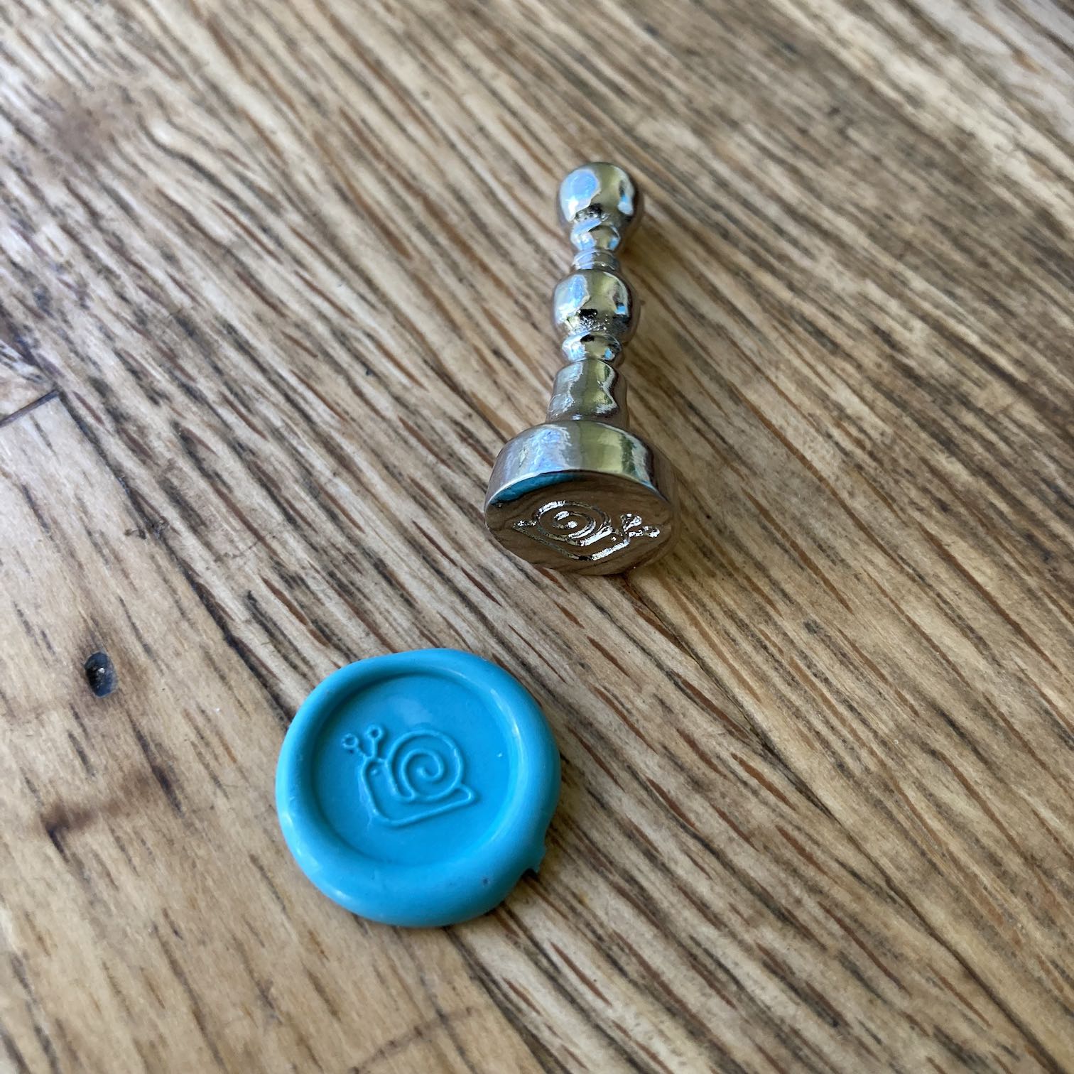 The Paper Seahorse Accessories Send More Snail Wax Seal Set